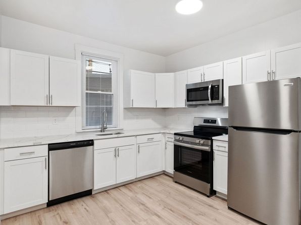 220-222 8th St Rear 220
