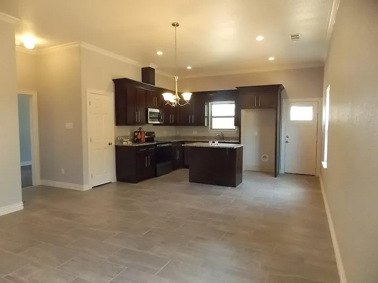 4107 Canada Dr — Photo 5