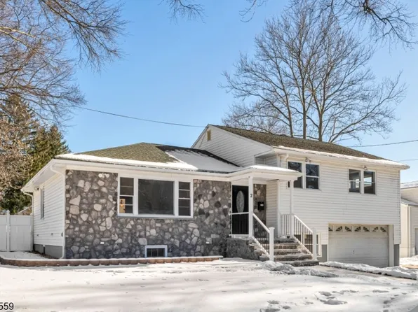 2 Rosemont Dr, West Orange Twp., NJ 07052