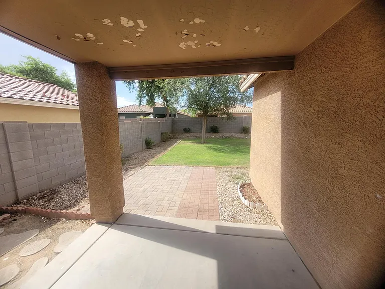 2739 W Silver Creek Ln — Photo 36