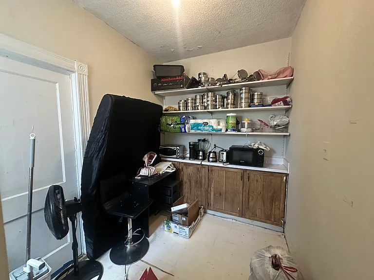 20 Glenville Ave #3 — Photo 6