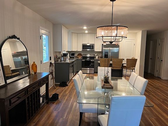 4th image of 8419 Raccoon Ln