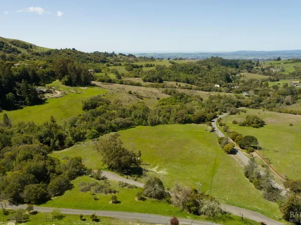5289 Sonoma Mountain Road, Santa Rosa, CA 95404