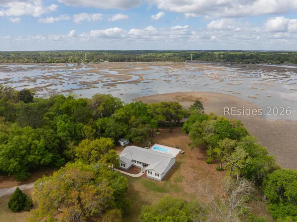 1638 Hampton Dr, Beaufort, SC 29906