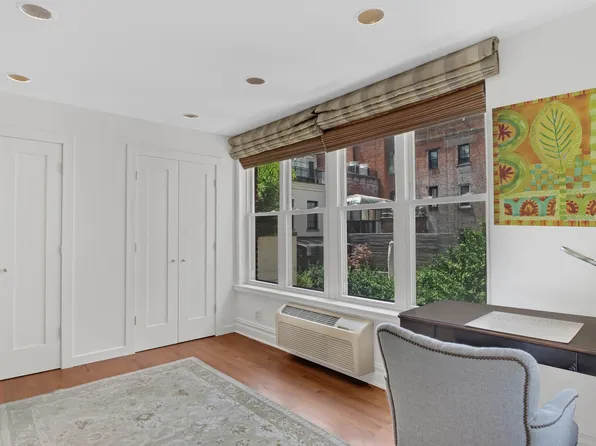 14 East 68th Street image 10 of 14