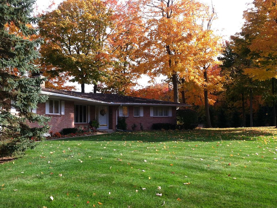 1st image of 3212 Beechwood Dr