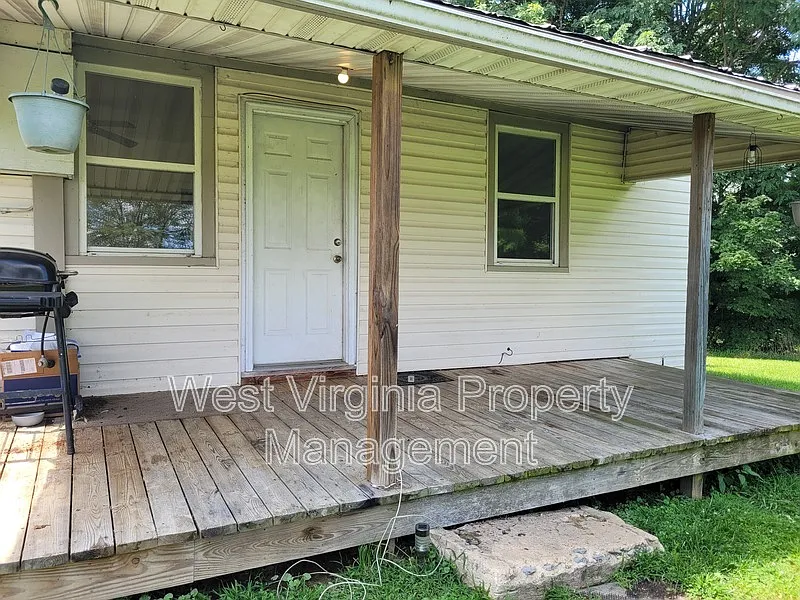 2 bed, 1.0 bath, $1,000 — Photo 3