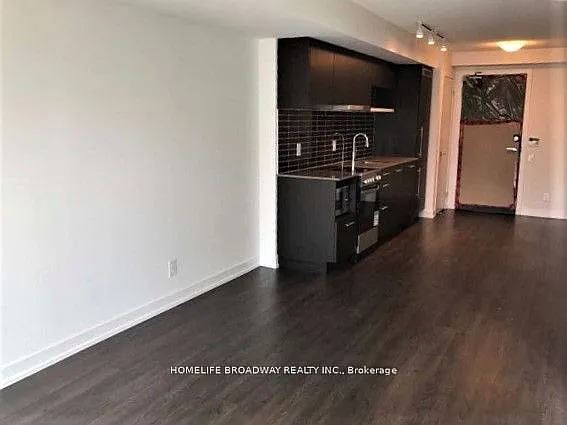 365 Church St #812 — Photo 5