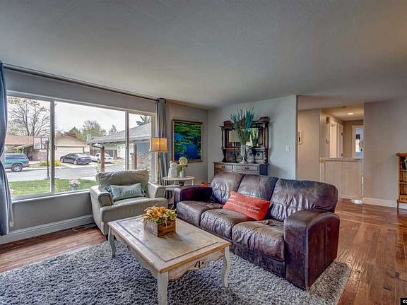 4th image of 1524 Appaloosa Ct