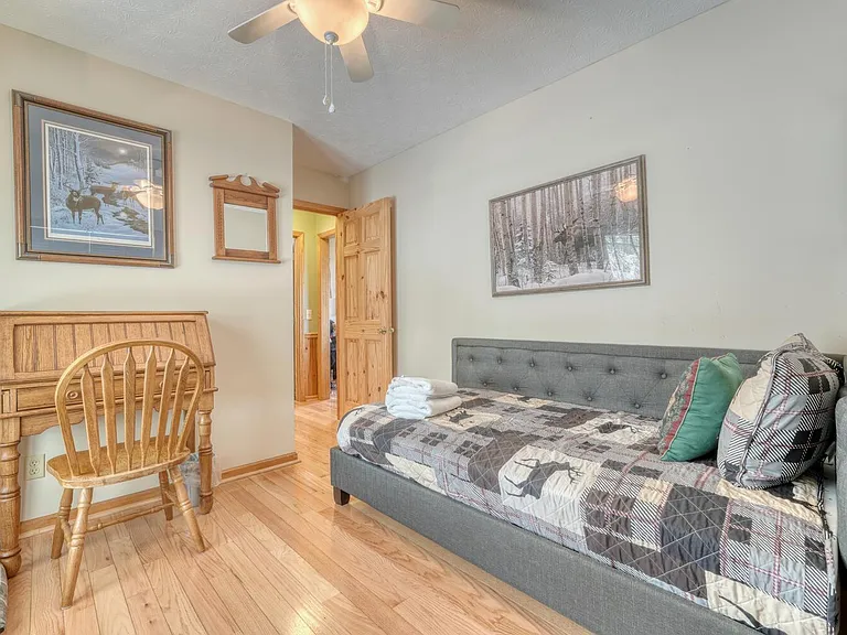 1142 Walnut Rdg — Photo 14