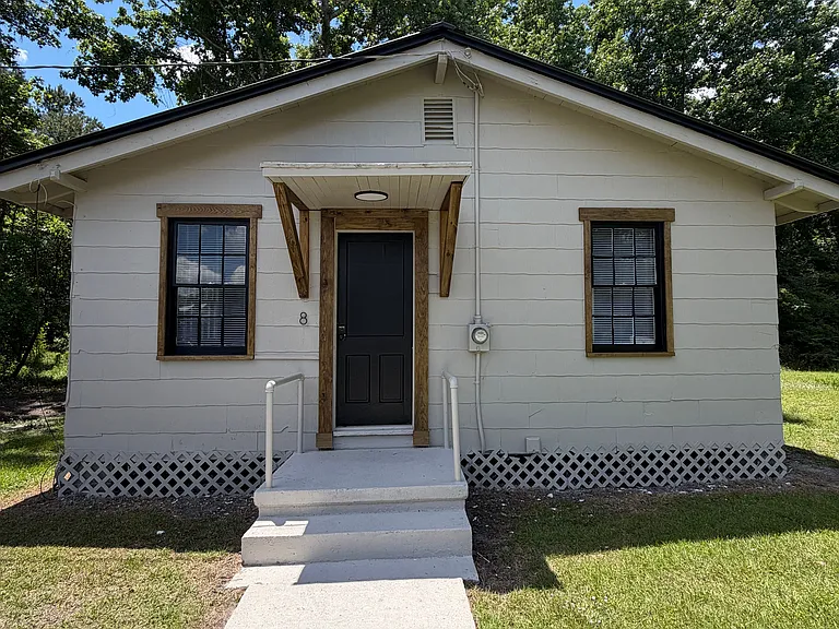 1200 Old Sunbury Rd #8 — Photo 1