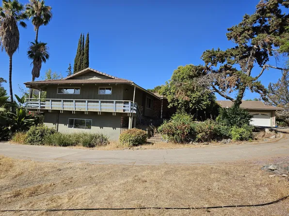 1431 Hillcrest Drive, Lindsay, CA 93247