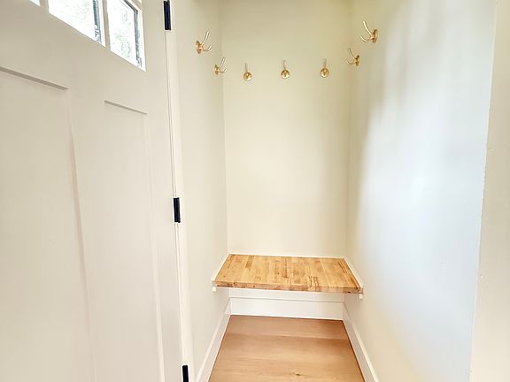 3rd image of 23 Elm St #4