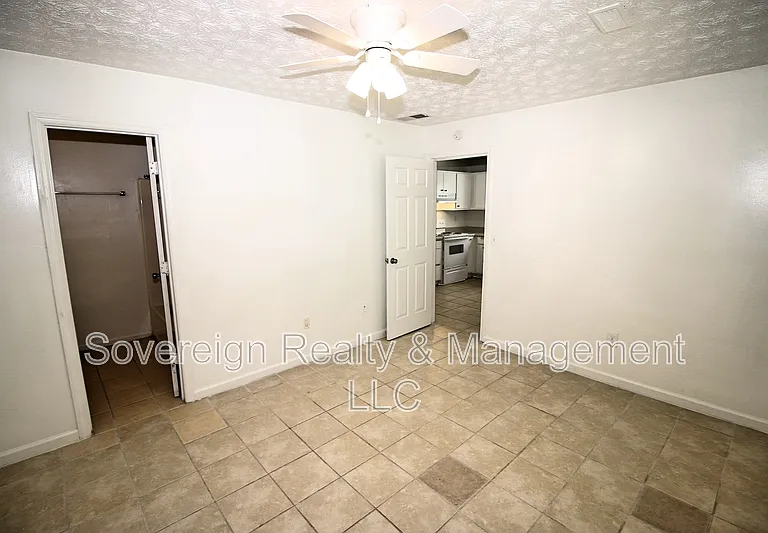 8367 Warren Dr — Photo 15