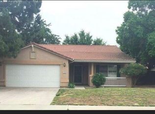 1524 N Fulgham St, Visalia, CA 93291