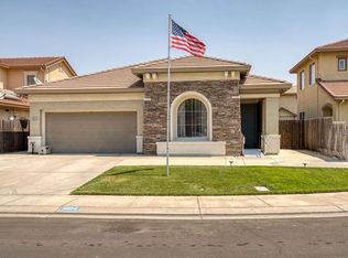 5014 Horsetail Falls Ct, Riverbank, CA 95367