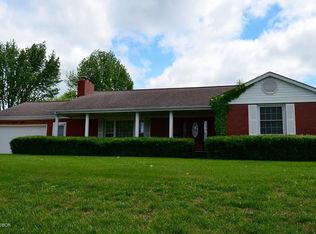 704 S 34th St, Mount Vernon, IL 62864