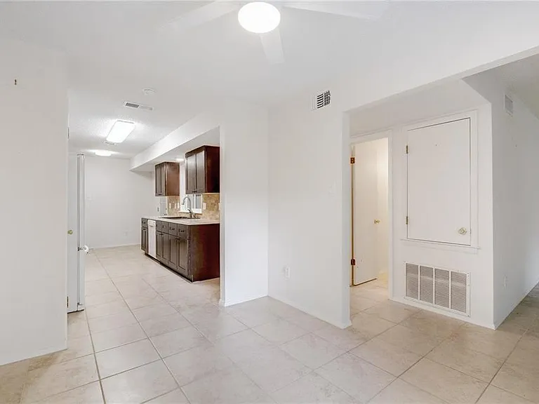 1711 Timber Brush Trl — Photo 6