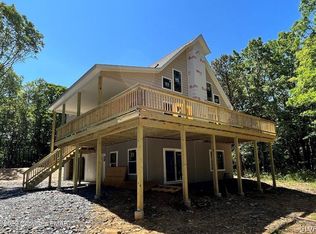 Midway Dr, Jim Thorpe, PA 18229