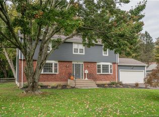 73 Vardon Rd, West Hartford, CT 06117