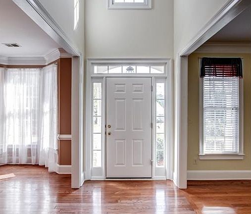 4th image of 3441 Fox Hollow Dr