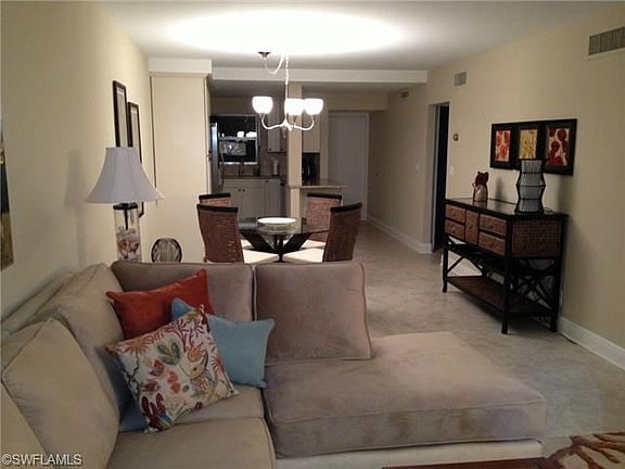 4th image of 1200 Edington Pl