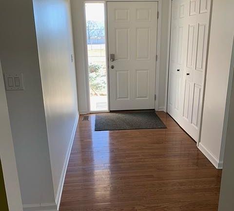 4th image of 29535 Ardmore Dr