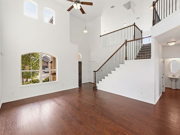 4th image of 13517 Larrys Ln