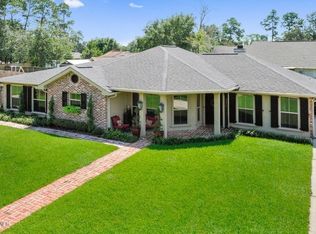 240 Pine Driveway, Bay Saint Louis, MS 39520