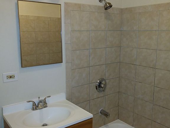 11, 3C - Bath