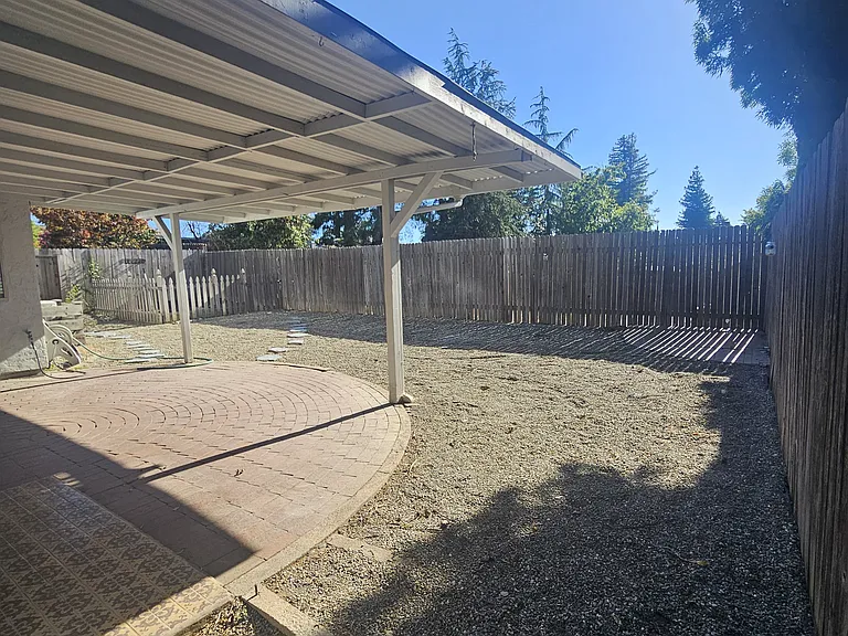5361 Vichy Cir — Photo 10