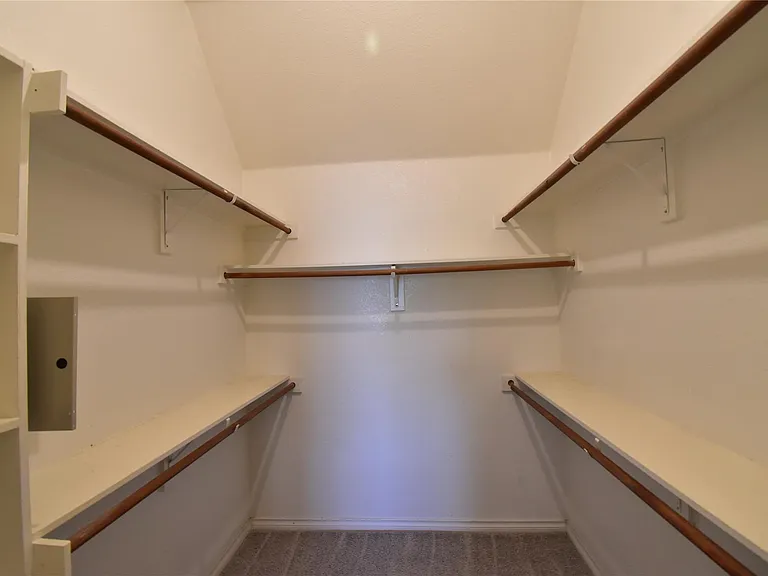 7993 Crampton Ln — Photo 14