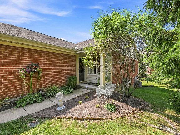 2nd image of 8077 Savannah Ct