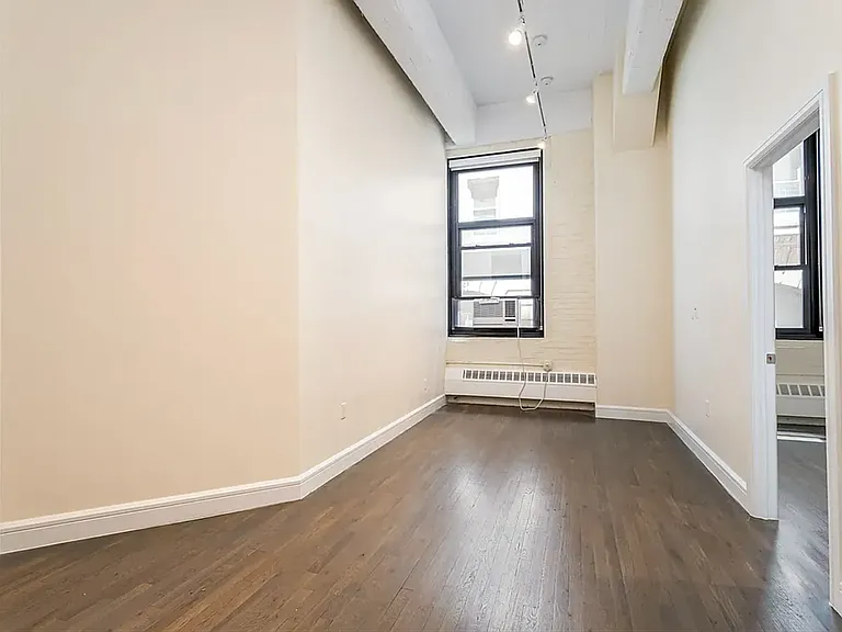 110 Greenwich St #3C — Photo 2