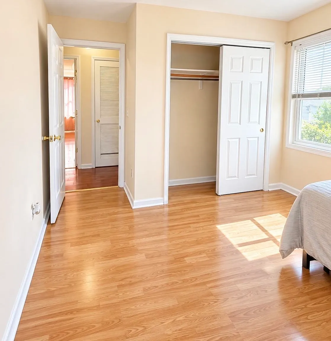 3 bed, 2.0 bath, $3,200 — Photo 4