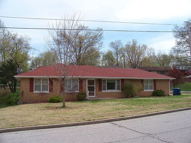 1st image of 1927 Allen Dr
