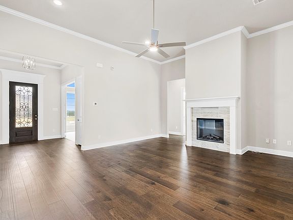 4th image of 4651 Spring Garden Rd