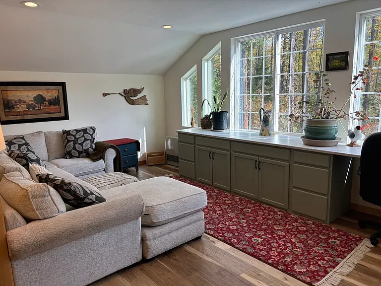 323 Starfire Way — Photo 2