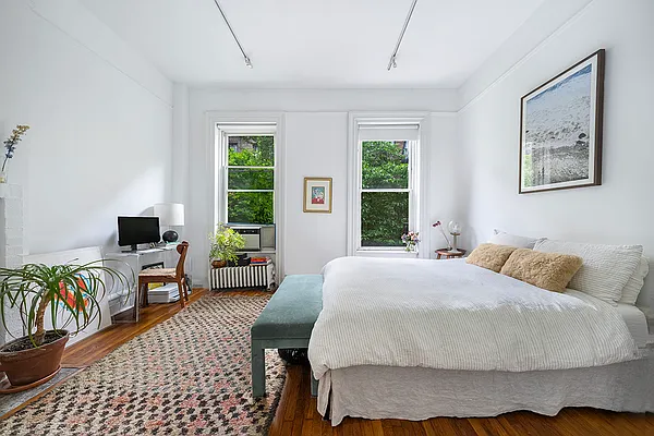 Rented by Brown Harris Stevens | media 10