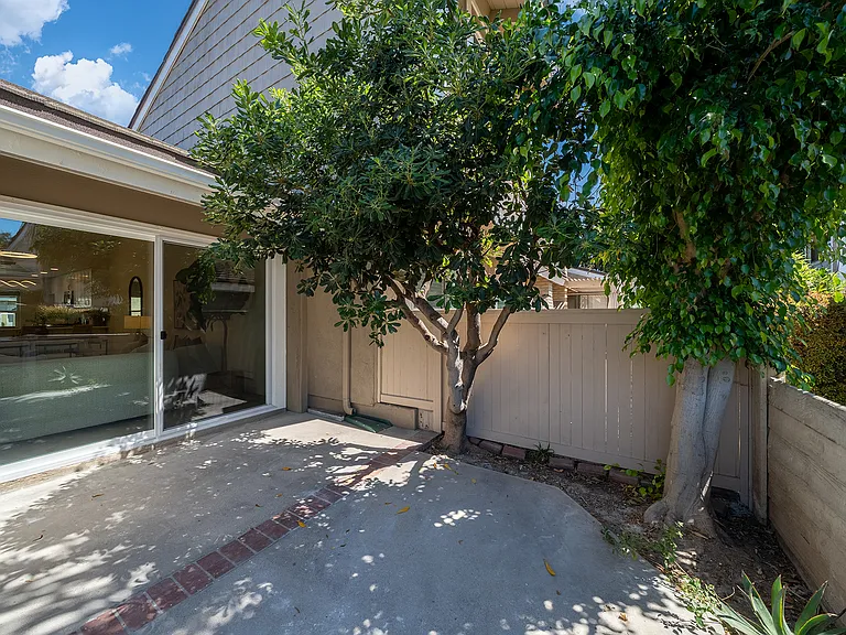 12 Primrose — Photo 19