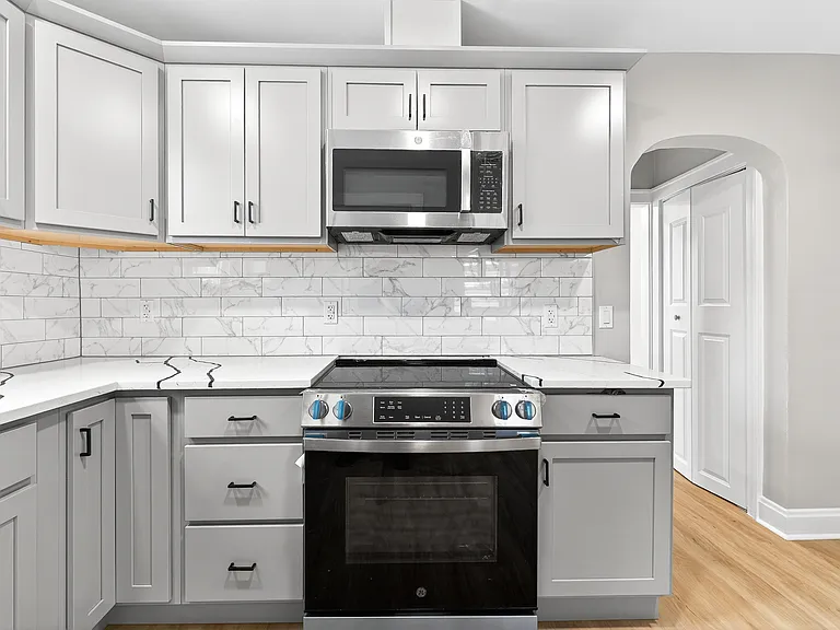 1234 S Champion Ave — Photo 6