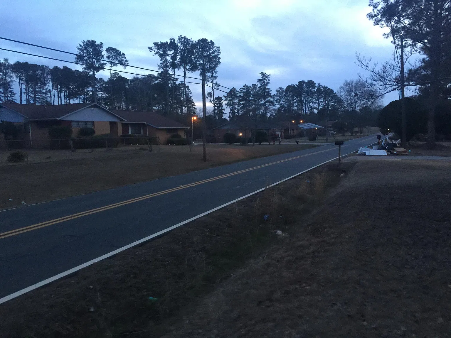 5 bed, 2.5 bath, 2200 sqft, $1,250 — Photo 4