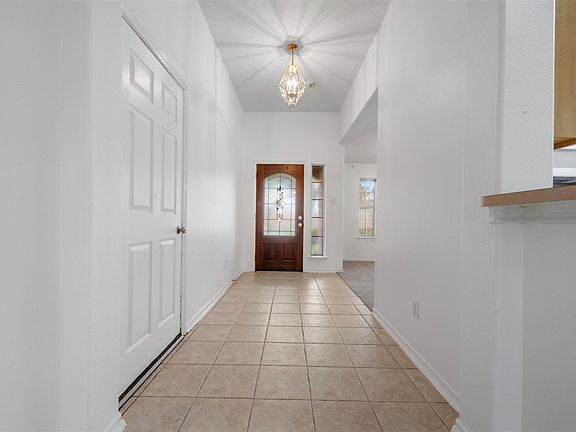 3rd image of 20910 Winter Forest Dr
