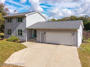 5313 Parman Rd, Stockbridge, MI 49285