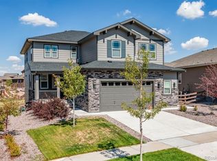 26845 E Glasgow Dr, Aurora, CO 80016