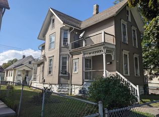 2557 N 8th St, Milwaukee, WI