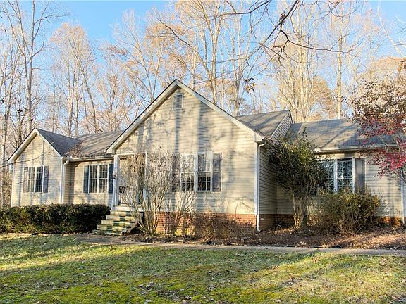 2nd image of 4392 Lynnecross Ct
