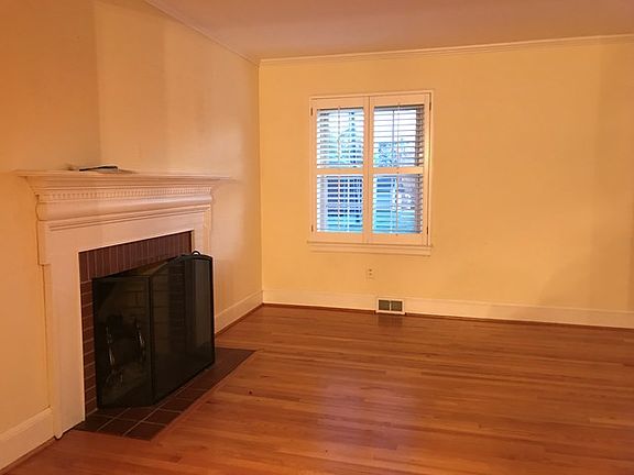 5th image of 1722 Vaughan St