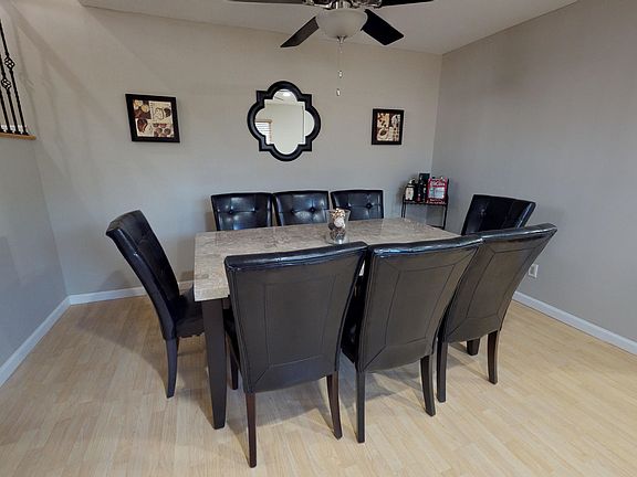 3rd image of 120 Russek Dr