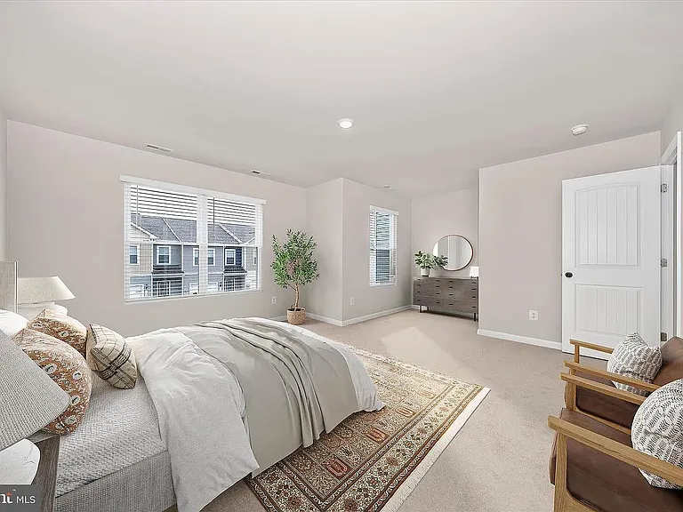 45 Bloomsbury St — Photo 3